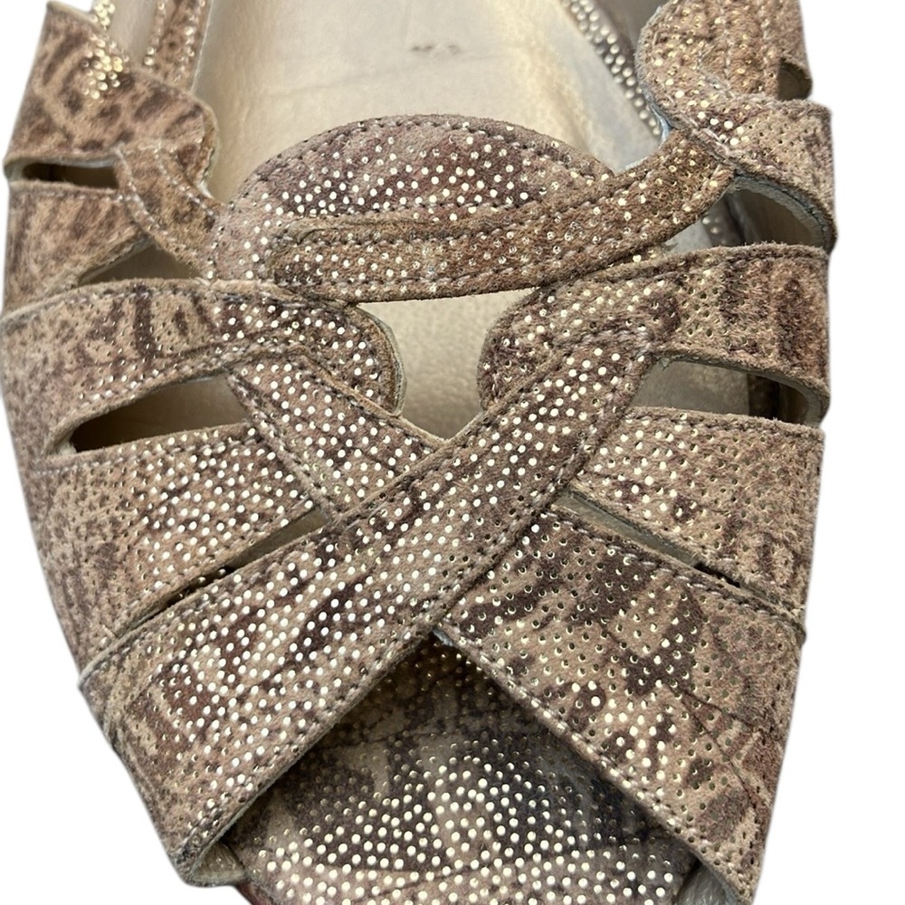 STUART WEITZMAN Metallic Gold Suede Animal Print Flats Sandals - Picture 13 of 16